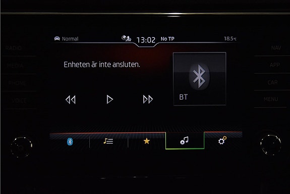 Skoda Superb 16 of 19