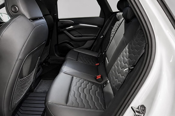 Audi A6 8 of 8