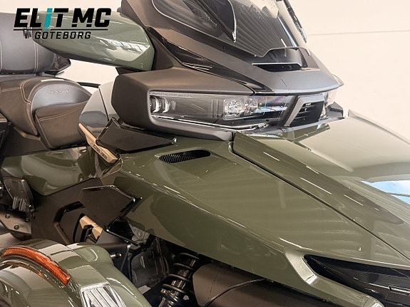 Can-Am Spyder RT 1.3 | Sea to Sky | Välutrustad 2 of 5