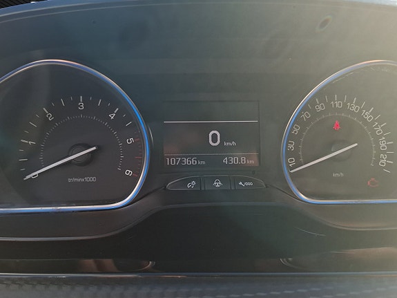 Peugeot 2008 16 of 20