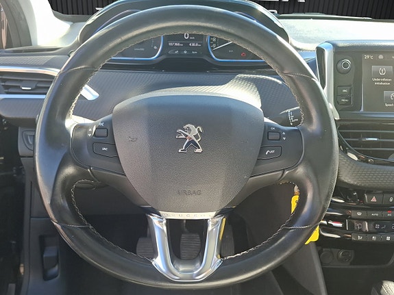 Peugeot 2008 15 of 20