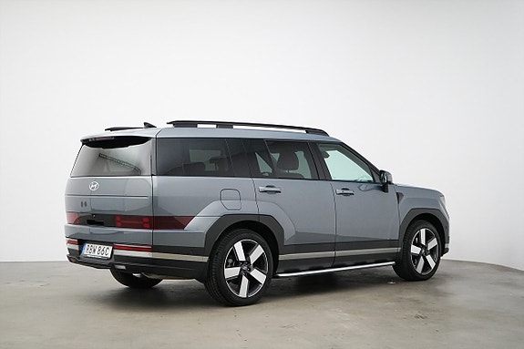 Hyundai Santa Fe 22 of 25