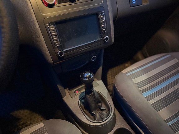 Volkswagen Caddy 12 of 15