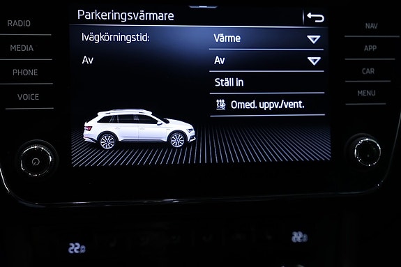 Skoda Superb 16 of 23