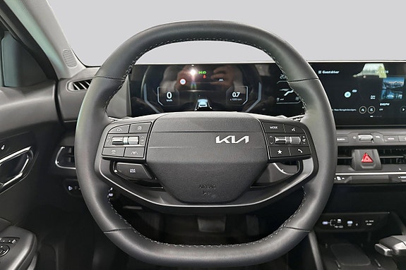 Kia K4 9 of 24