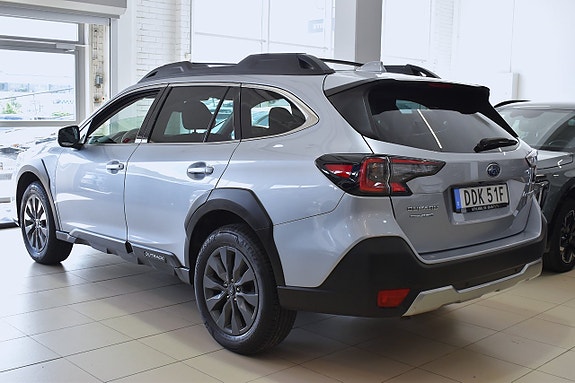 Subaru Outback 3 of 5