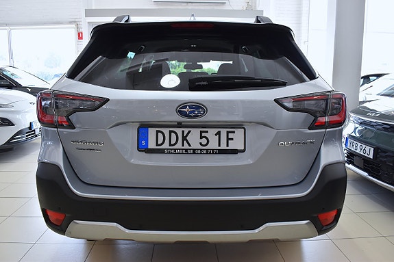 Subaru Outback 4 of 5