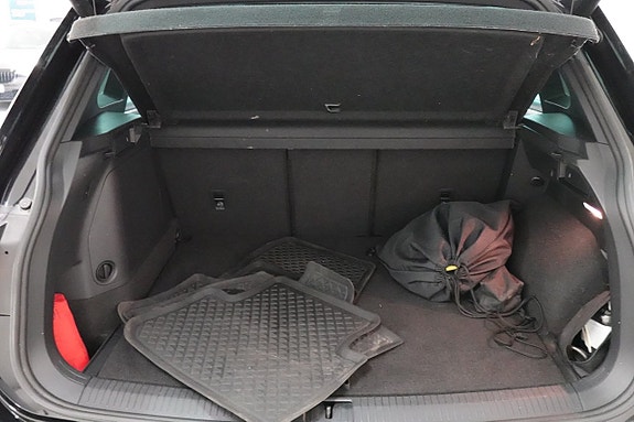 Volkswagen Tiguan 18 of 23