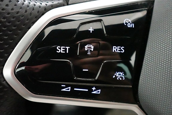 Volkswagen Tiguan 17 of 23