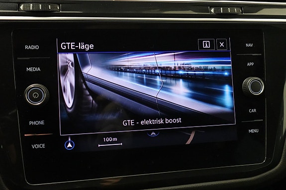 Volkswagen Tiguan 14 of 23