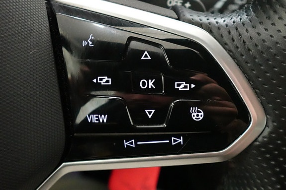 Volkswagen Tiguan 16 of 23