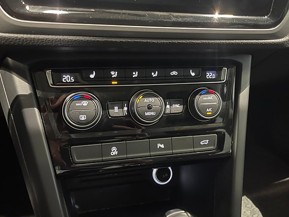 Volkswagen Touran 13 of 25