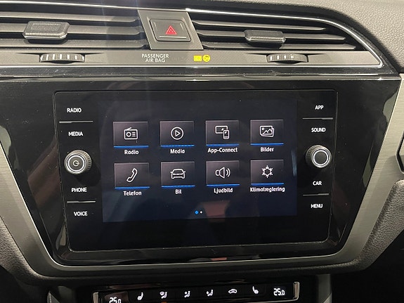 Volkswagen Touran 11 of 25