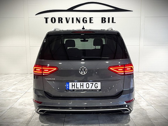 Volkswagen Touran 7 of 25