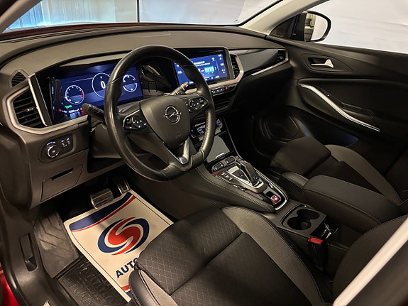 Opel Grandland X 4 of 5