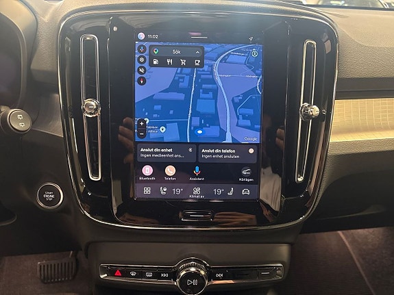 Volvo XC40 6 of 10
