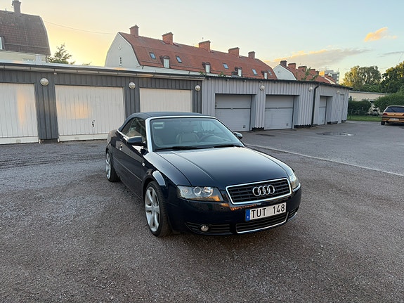 Audi Cabriolet 2 of 5