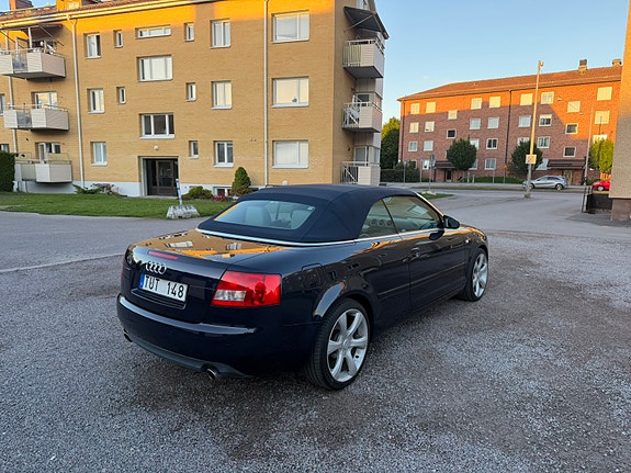 Audi Cabriolet 3 of 5