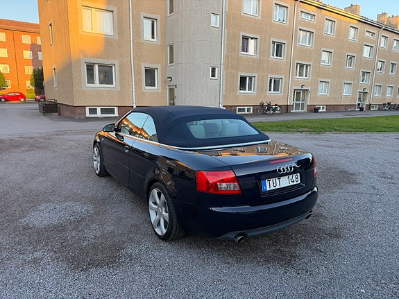 Audi Cabriolet 4 of 5