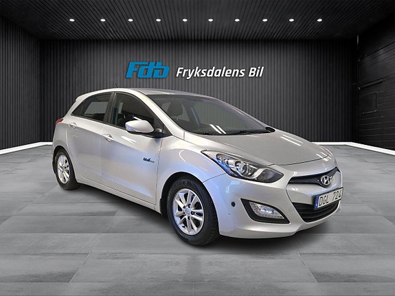 Hyundai i30 7 of 16