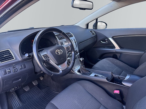 Toyota Avensis 6 of 11