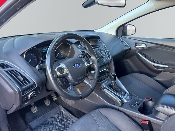 Ford Focus 7 of 12