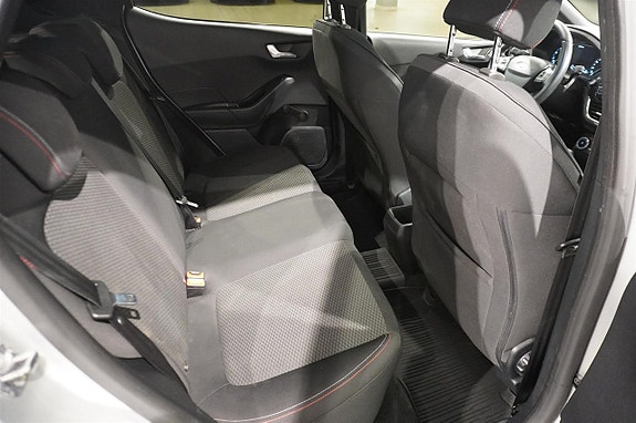 Ford Fiesta 8 of 13