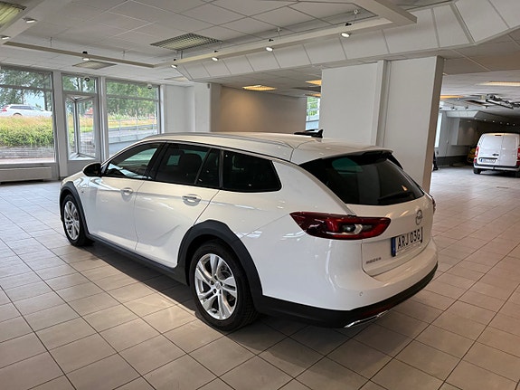Opel Insignia Country Tourer 6 of 18