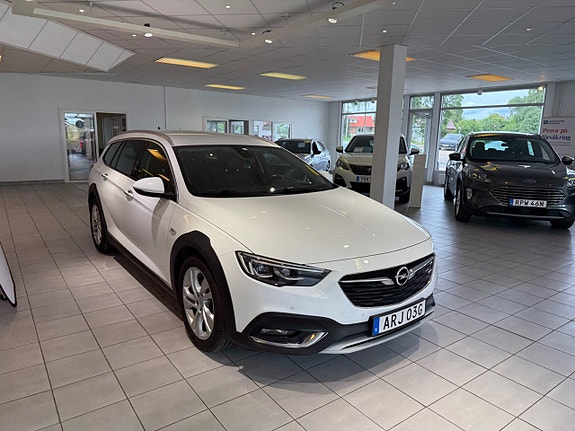 Opel Insignia Country Tourer 5 of 5