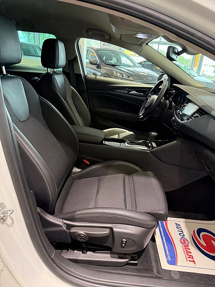 Opel Insignia Country Tourer 9 of 18