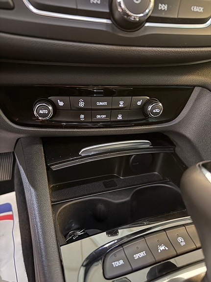 Opel Insignia Country Tourer 18 of 18