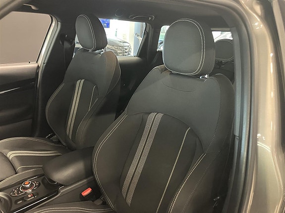 MINI Cooper 6 of 13