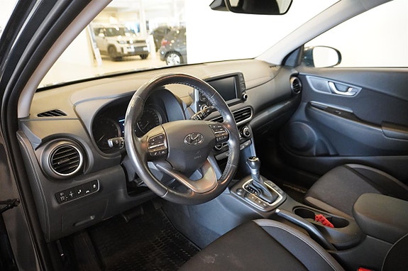 Hyundai Kona 2 of 5