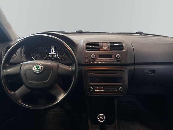 Skoda Fabia 9 of 12