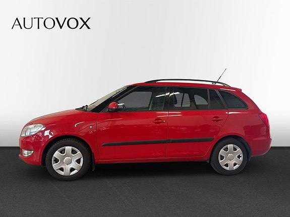 Skoda Fabia 2 of 12