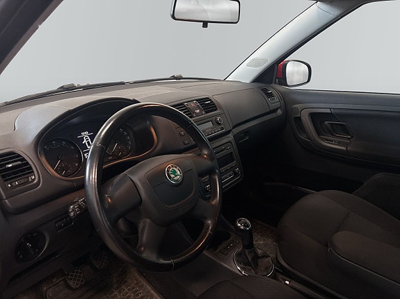 Skoda Fabia 7 of 12