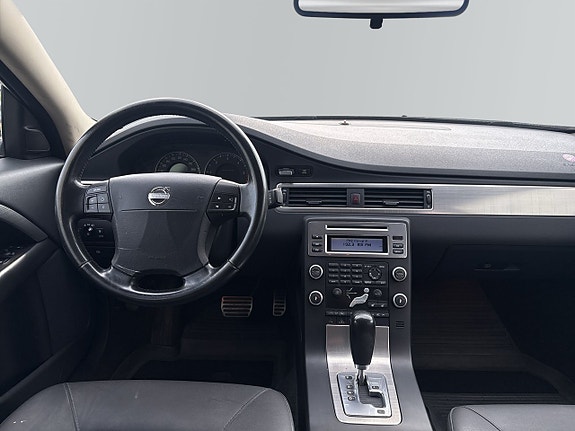 Volvo S80 9 of 12
