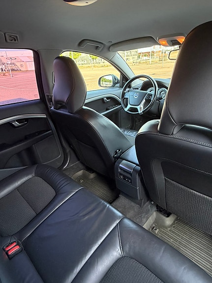 Volvo V70 15 of 15