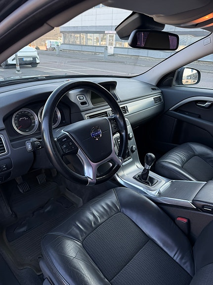Volvo V70 14 of 15