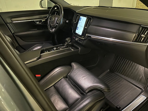 Volvo V90 11 of 27