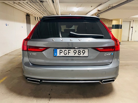 Volvo V90 8 of 27