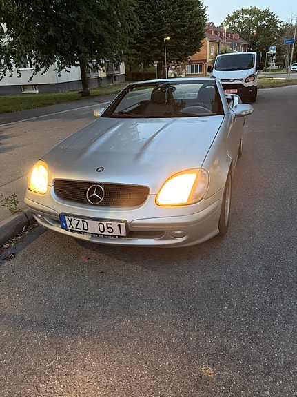 Mercedes-Benz SLK200 8 of 8