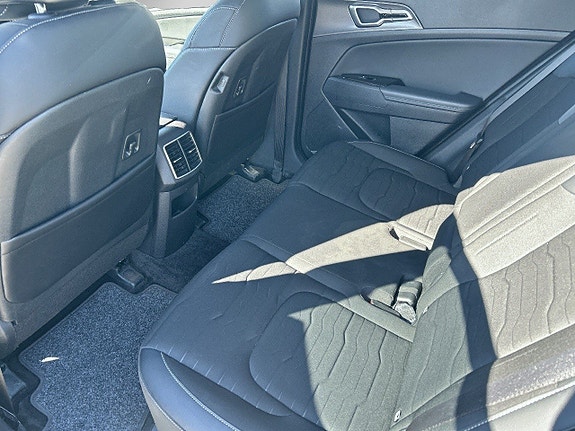 Kia Sportage 9 of 23