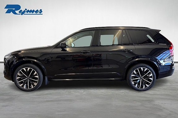 Volvo XC90 4 of 22