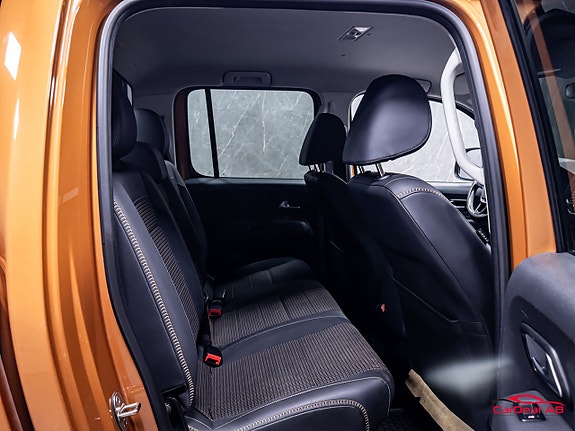 Volkswagen Amarok 16 of 26
