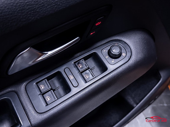 Volkswagen Amarok 26 of 26