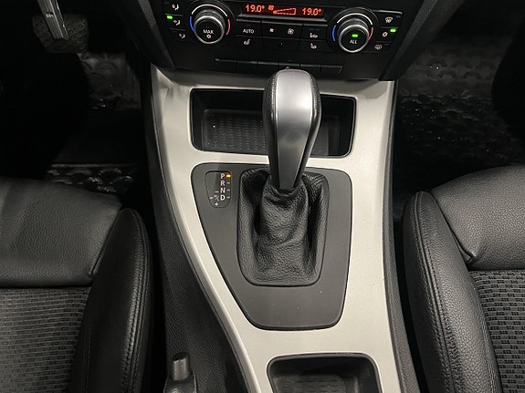 BMW 320d 15 of 20