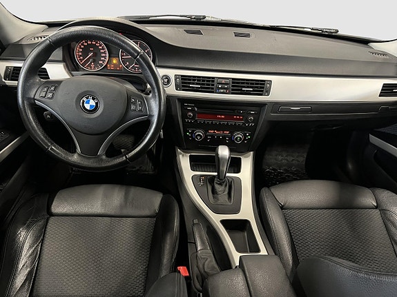 BMW 320d 12 of 20