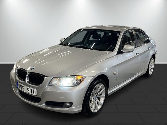 BMW 320d 2 of 5