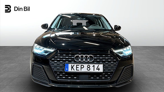 Audi A1 4 of 5